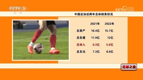他扒开我内裤摸到流水